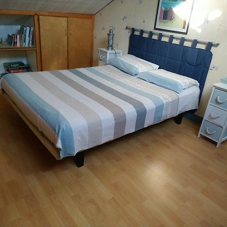 Les Aubretias Bed & Breakfast Fenay Exterior photo